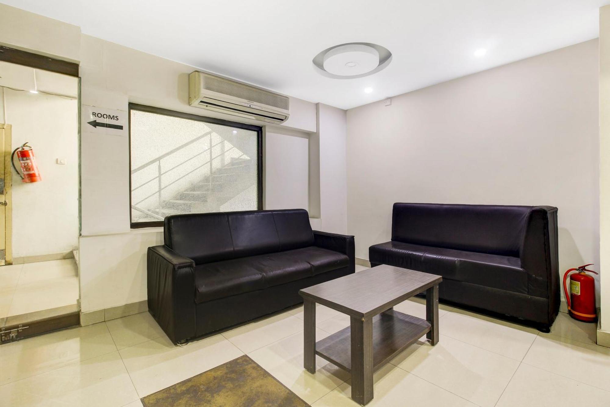海得拉巴 Super Townhouse Oak Lb Nagar Ramoji酒店 外观 照片